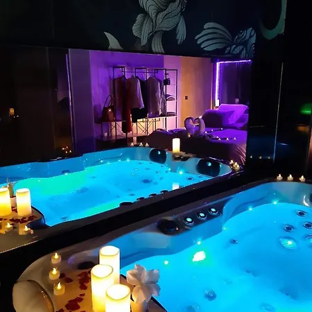 Nocleg ze śniadaniem Calypso Jacuzzi Privatif Agde