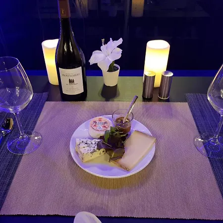 Calypso Jacuzzi Privatif Готель типу 